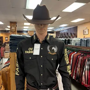 Men shirt  ov black / Gold