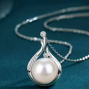 1 Pair Of Earrings + 1 Necklace Chic Jewelry Set 18k Gold Plated Paved Shining zirconia Symbol Of Beauty And Elegance Match Daily Outfits