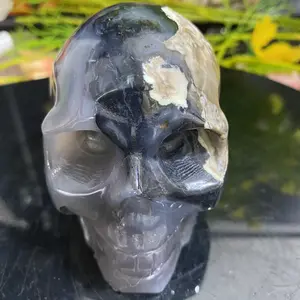 volcano agate skull with beautiful uv reactive