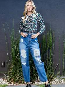 JANE RIPPED MOM JEANS