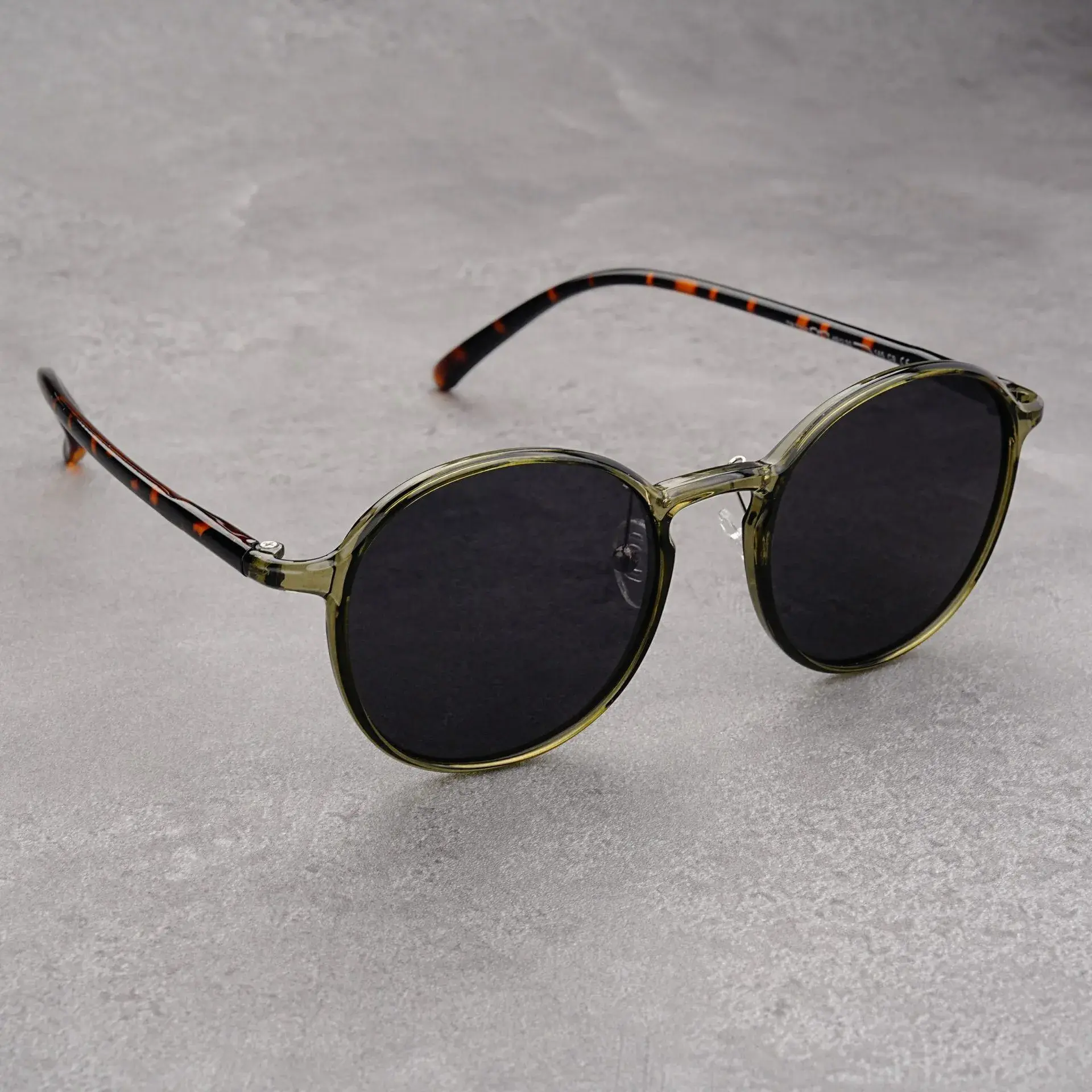 Luxe Olive Eclipse Sunglasses