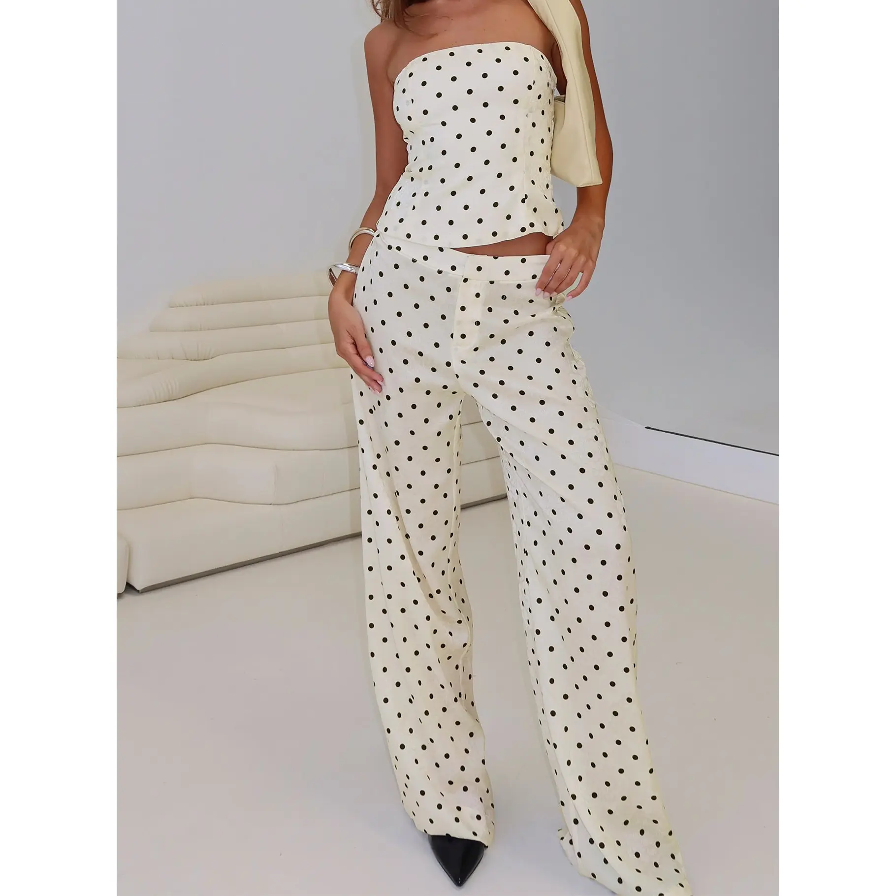 Powdered Sugar Strapless Set Cream Polka