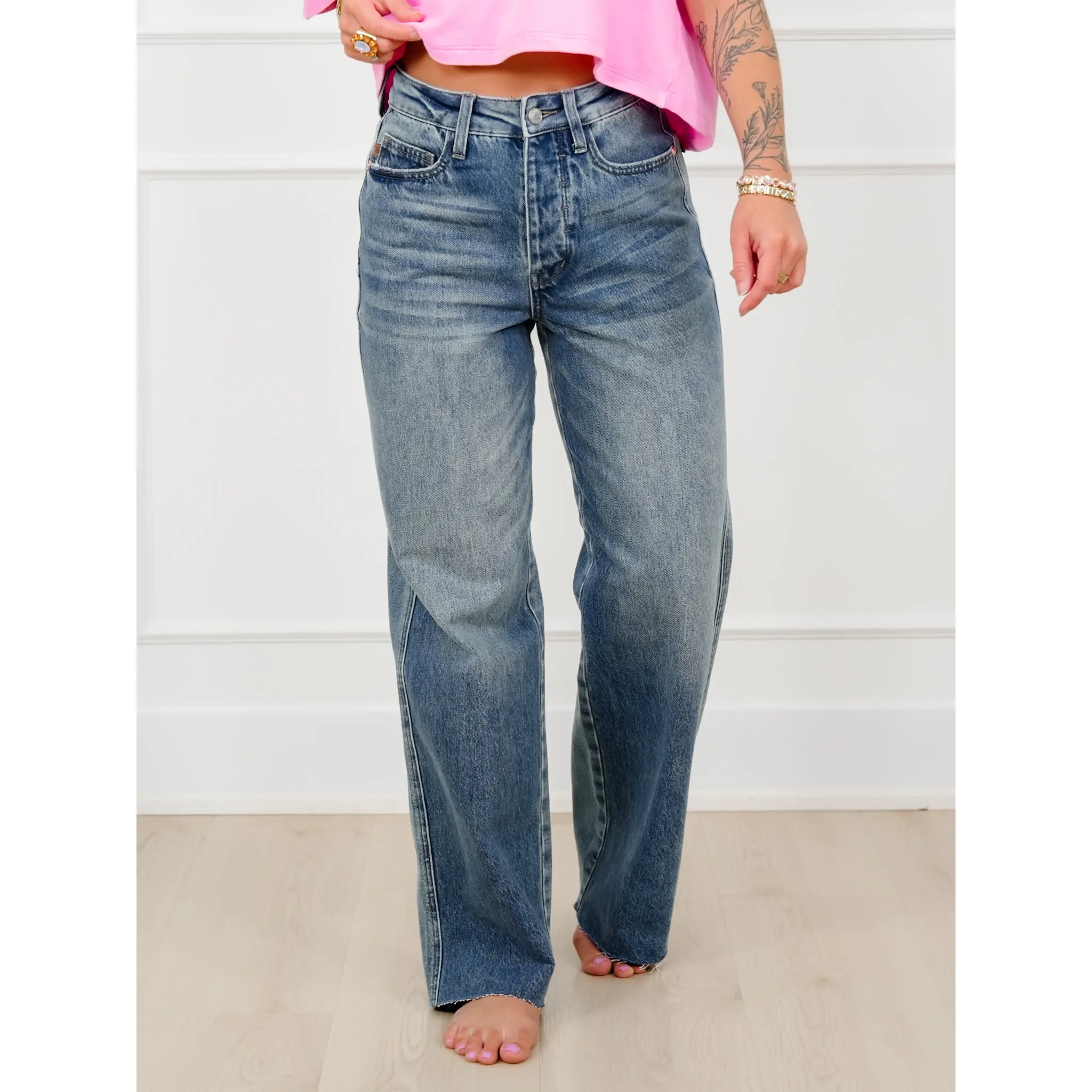 Judy Blue The Zoe Rigid Magic Wilhelmina Baggy Jeans