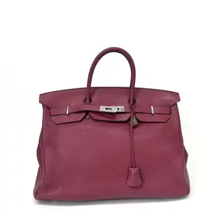 Pre-owned HERMÈS Birkin 40 Red Togo Leather Square N Stamp Circa 2010 Base Length 35cmN23016783