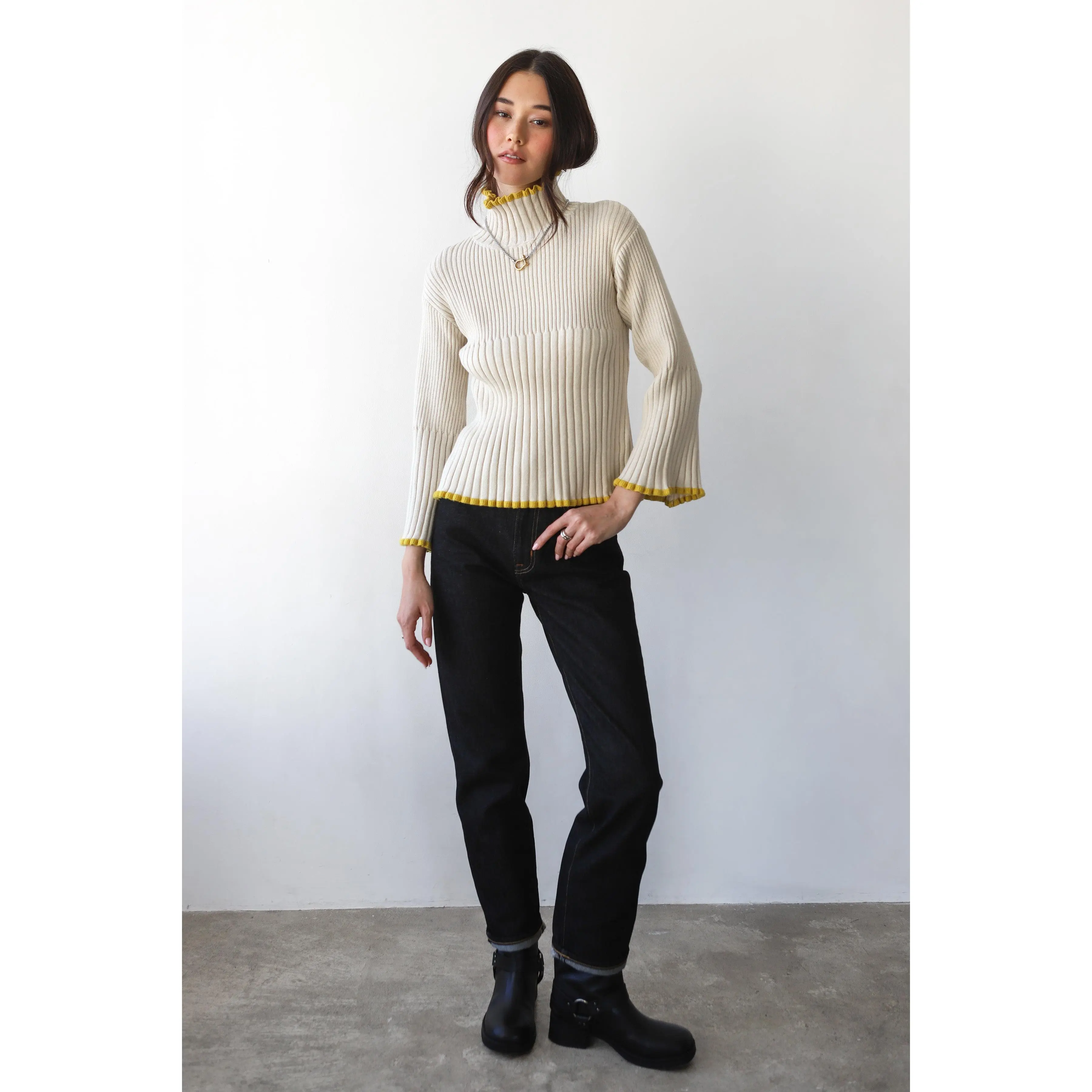 Rue Rib Turtleneck - Creme