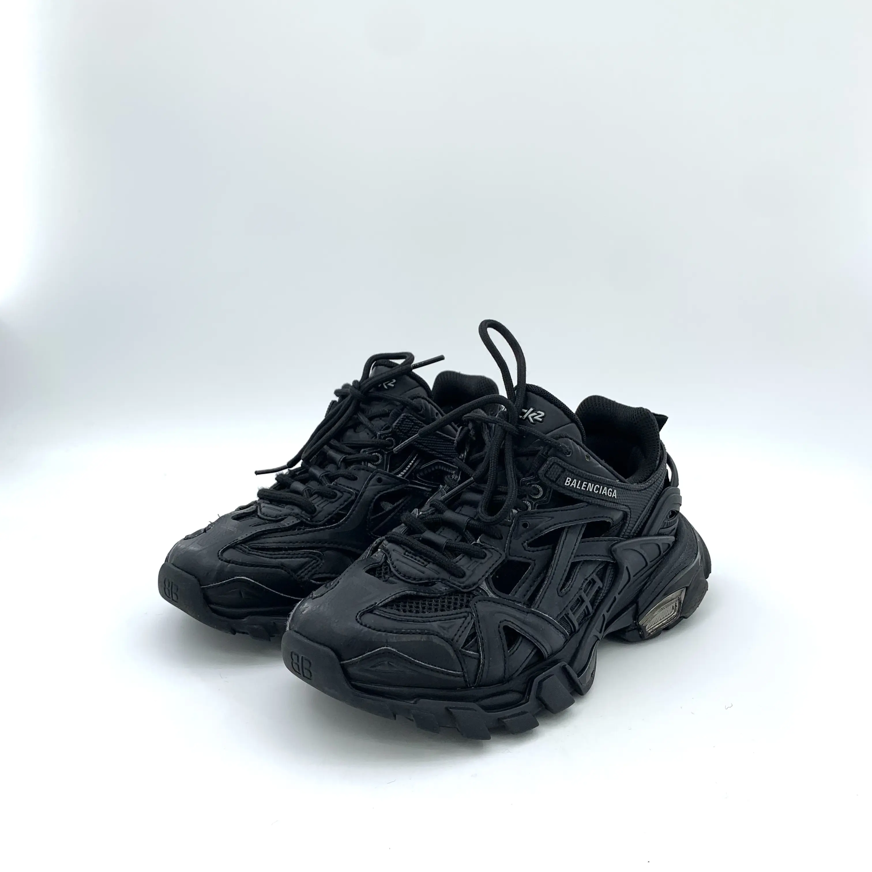 RDLTS— Balenciaga size 37 Tack 2.0 black lace-up casual flat sneakers