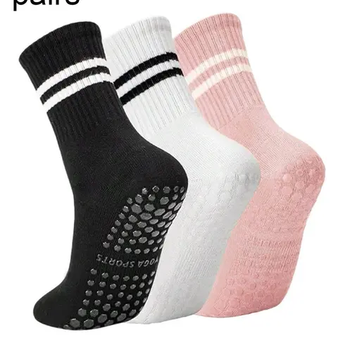 3 pairs of women's pilates Grip Sports Athletic Grippy Non Slip Socks anti-slip, anti-slip dot glue design, suitable for yoga and fitness exercise