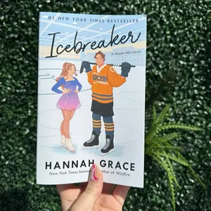 Ice Breaker (Maple Hills #1)- By Hannah Grace