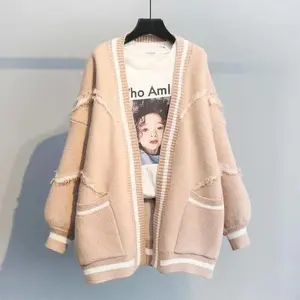 Oversized Knit Cardigan - Korean Winter V-Neck Sweater with Big Pockets, Warm Loose Stitch Pullover for Women