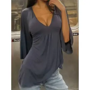 Women’s V-neck pleated batwing sleeve autumn/winter Y2K casual basic T-shirt, women’s comfortable long-sleeve top, women’s clothing GARMENTARY