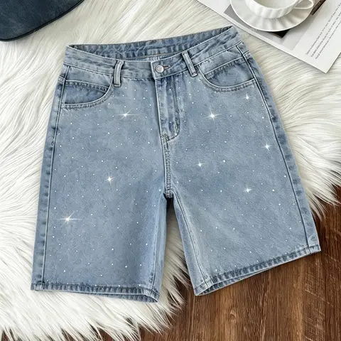 Summer New Women's Washed Rhinestone Button Zip Fly Light Wash Denim Shorts, Perfect for Daily Wear and Vacation, Streetwear Jorts