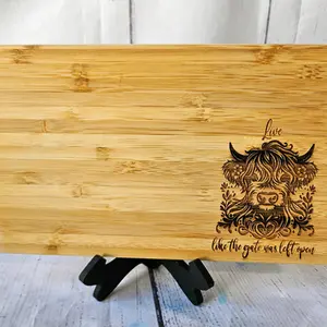 Highland Cow Engraved Cutting Board - Wooden Design Kitchen decoration and Charcuterie Boards