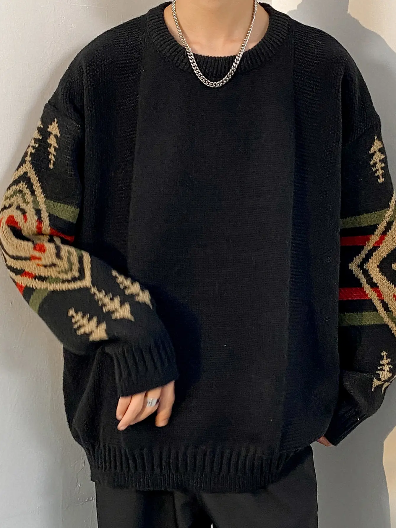 Men's Geometric Pattern Dropped Shoulder Loose Fit Fashionable Knitted Sweater Knitwear Round Neck Casual Menswear