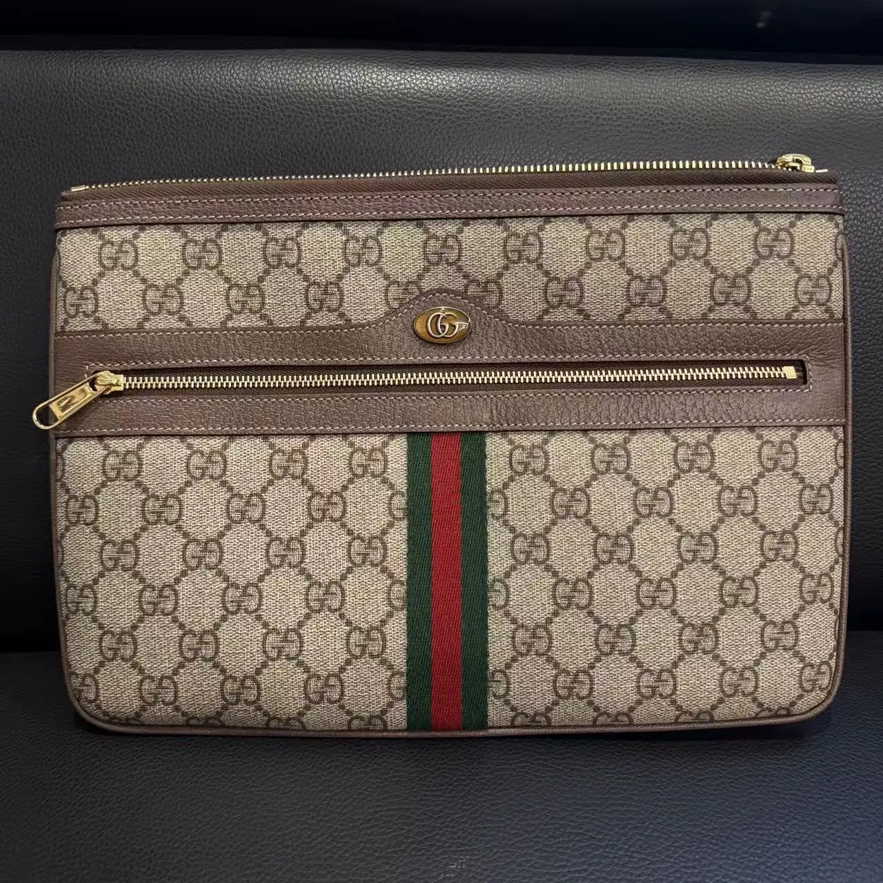 Pre-owned GUCCI AS SHOWN Clutches & Wristlets HZ 3110 Ophidia GG Supreme Canvas Pouch Clutch 26.04.10
