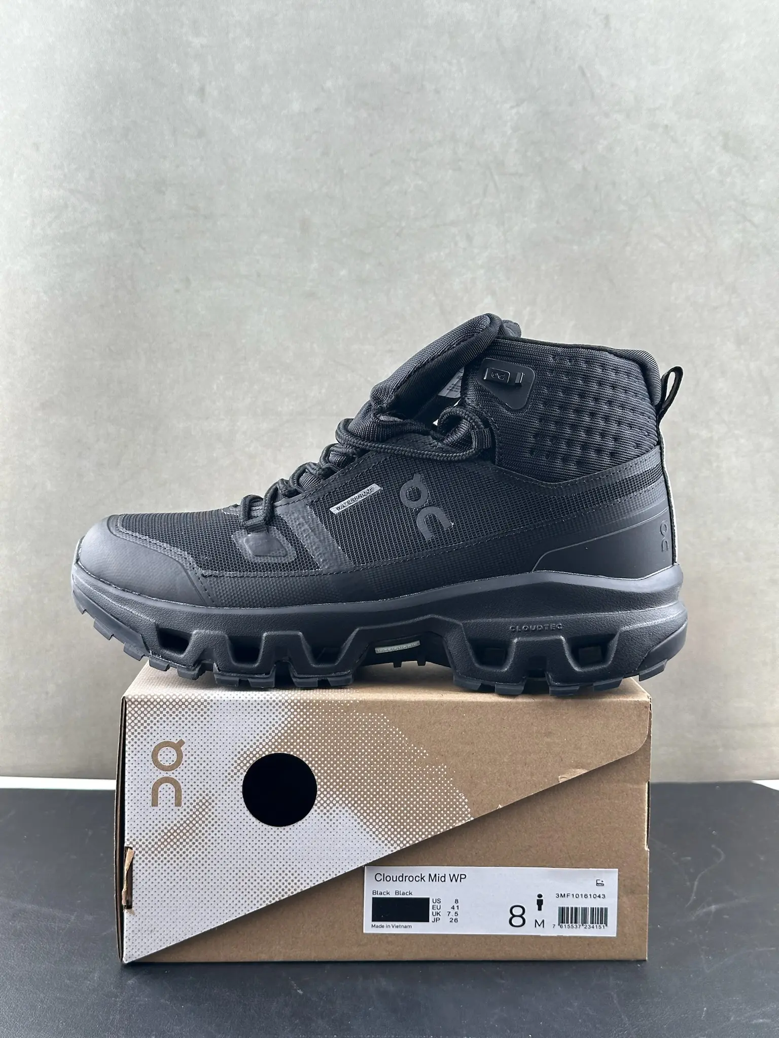 All Black Knit Upper High Cut Outdoor Hiking Sneakers, Hollow Cloud Cushion Midsole, Shock Absorbing, Wear Resistant Anti Slip Trekking Boots for Men Women