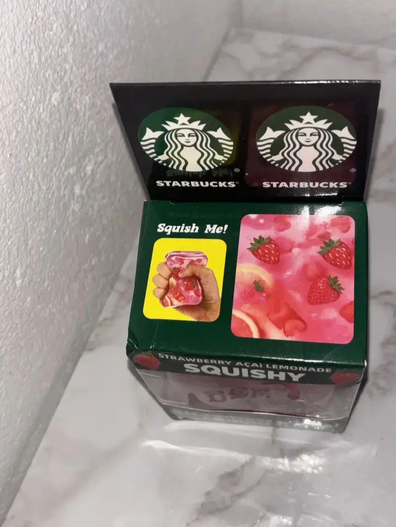 Nice cube squishy Starbucks Collaboration Red Exquisite Cube