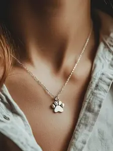 Women's Fashion Elegant Simple Cute Dog Paw Print Pendant Necklace, Wedding Engagement Party Jewelry Gift, Necklace For Daughter, 1pcs
