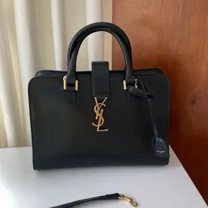Pre-owned Louis Vuitton leather Shoulder Bags YSL Monogram black calfskin shoulder bag