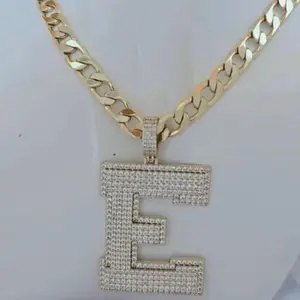 Cadena 249 cuban y dije inicial Gold plated