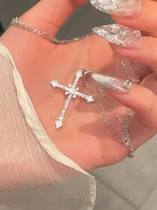 Artificial Zircon Cross Design Pendant Necklace for Women,  Adjustable Shining Jewelry Party, Daily Clothing Decor, Trendy All-match & Exquisite Jewelry for Birthday Gift