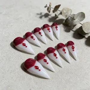 Handmade False Nails, Glitter, Milk Block, Glossy Finish, Medium Length, Cat Claws Shape, Short Dragon Claw Nails