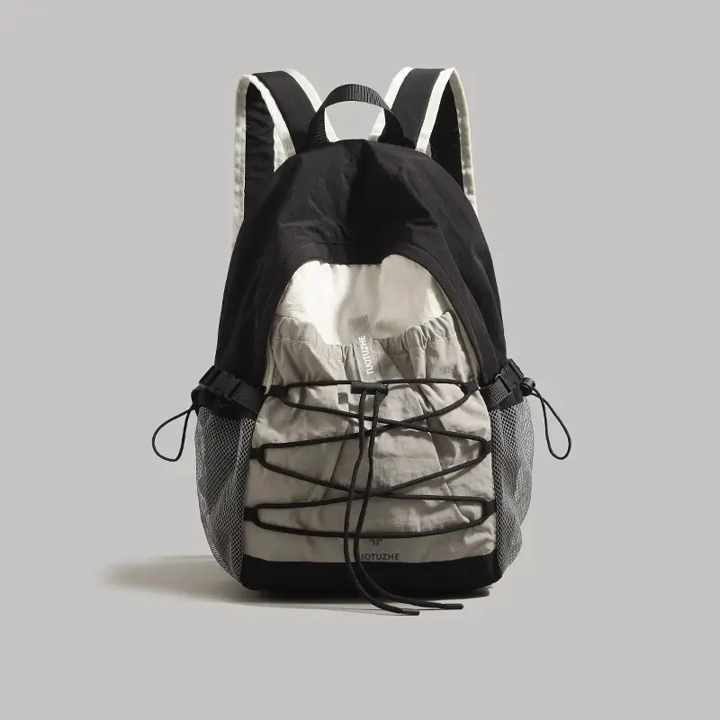 Lightweight Hiking Daypack for Women & Men, Casual Outdoor Backpack with Front Bungee Cord, Breathable Mesh Pockets & Adjustable Straps for Travel, Camping, Hiking and Daily Use