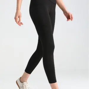 High-Waisted Shaping Yoga Pants – Butt Lifting, Tummy Control, Side Pockets & Nude-Shaping Soft Fabric for Yoga, Fitness & Daily Wear cute gym outfit activewear  sculpt legging seamless women stretch workout set leg