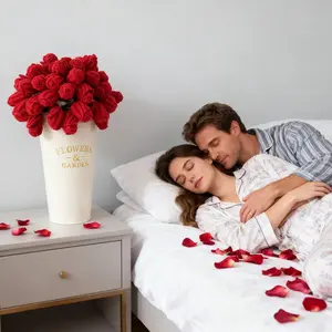 Crochet Rose Bouquet Blanket 2-in-1 Foldable Flower Throw Blanket Handmade Never Wilt Rose Blanket for Valentine Mother's Day Birthday Wedding Gift for Her Soft Cozy Knit Blanket Viral TikTok Trend