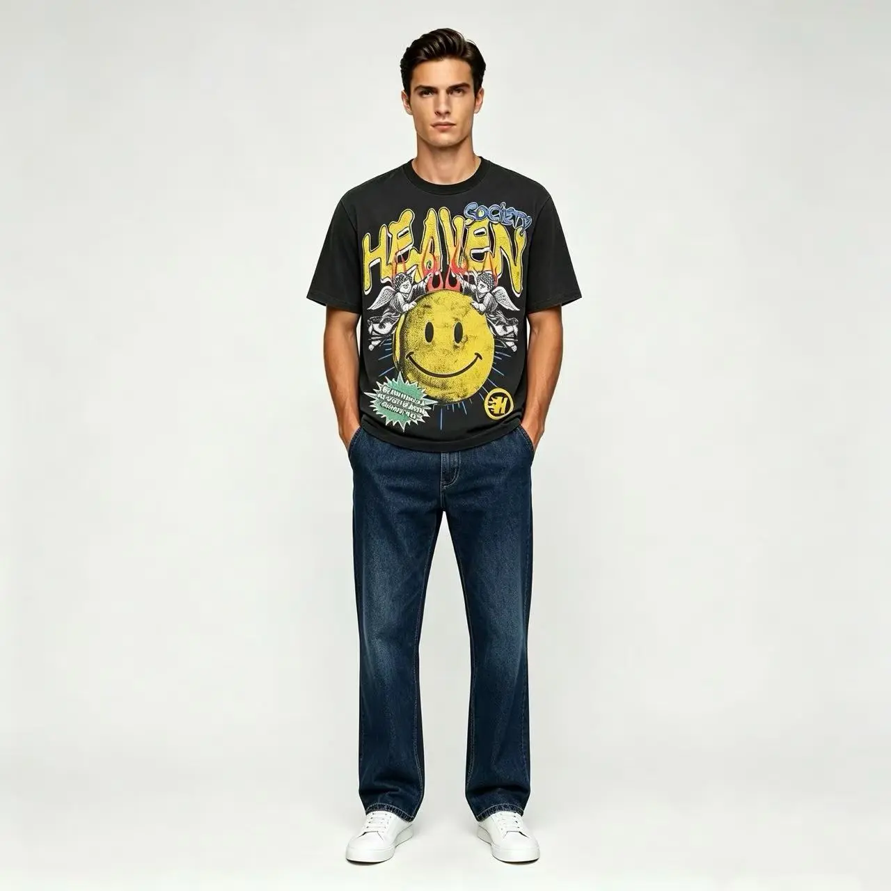 Smiley Graphic Tee, Cotton Fabric Short Sleeve T-Shirt, Crew Neck Casual Shirt with Happy Face Print Design, Unisex Streetwear Top for Everyday Wear, Lightweight Breathable Comfort Fit Summer Shirt, Good Graphic Tees, Trendy T-Shirts, Vintage Graphic Tee