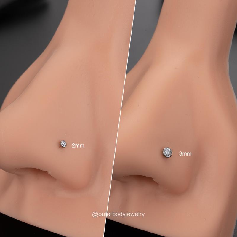 Oufer 16G Titanium Tiny Bezel CZ Threadless Push Pin Flat Back Helix Tragus Lobe Cartilage Earing