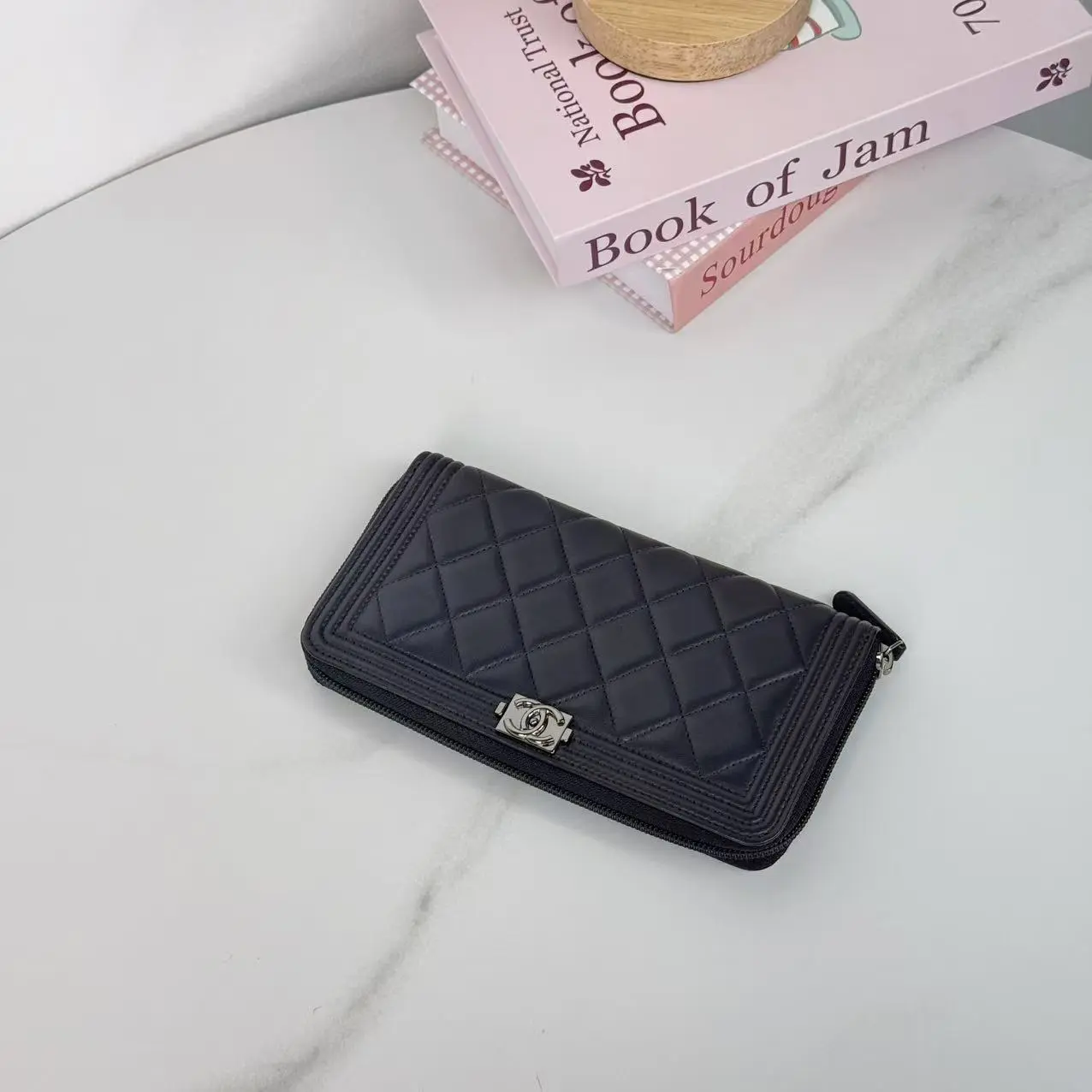 Pre-owned CHANEL Boy Wallet