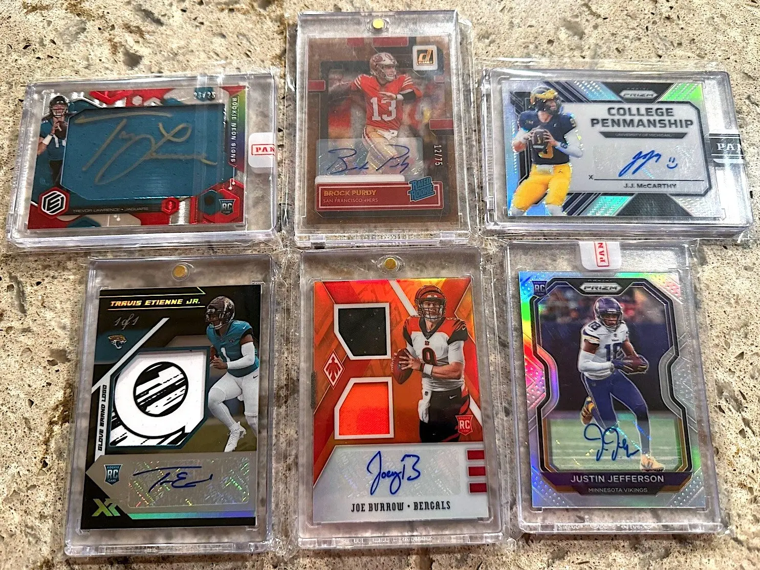 Football Repacks - 15 Cards - 8 Rookies Football Repacks - 15 Cards - 8 Rookies