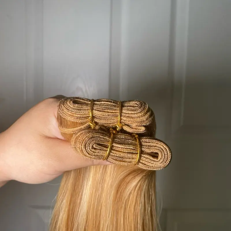 Honey blonde human hair bundles Honey blonde human hair bundles