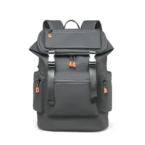 A new contrast-color backpack with large capacity, scalability, waterproofing, and multi-functionality, suitable for casual travel and as a laptop backpack