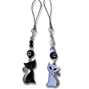 CAT PHONE CHARM