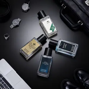 30ml/4 Pcs Men's Eau de Toilette Gift Set Elegant Gentleman Woody Fragrance Nightlife Perfume Long-Lasting Scent Exudes Charm Men's Christmas Gift Set Perfect for Dates and Daily Commutes