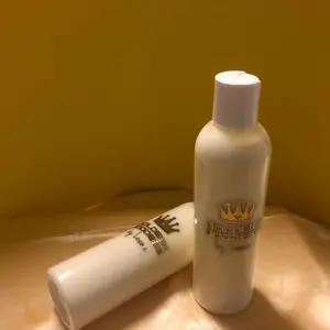 OATMEAL HONEY BODY BUTTER lotion smells good