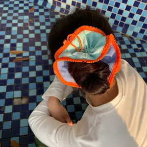 Waterproof Zipped Scrunchie with Clip – Adjustable Color-Block Hair Tie for School, Gym, Hair or Bag