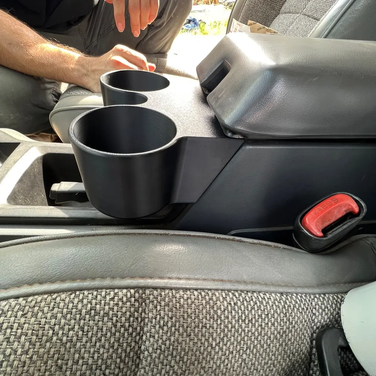 Cupholder for 1984-1996 Jeep Cherokee xj & mj Comanche