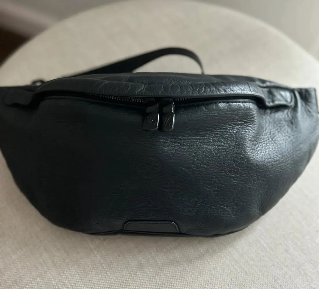 Pre-owned Louis Vuitton Embossed Monogram Calf Leather Belt Bags Discovery Belt Bag (Bum Bag)