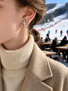 Zirconia Starburst Studded Cross Earrings Set, Stackable Earrings, Unisex Hip Hop Fashion Jewelry, Perfect Gift for Special Occasions, Versatile Daily Wear Accessories