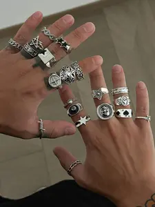 20-Piece Vintage Star Skull Stackable Ring Set, Dark Punk Retro Joint Rings, Festival Gift, Streetwear Fashion Jewelry, All-Season Casual Style