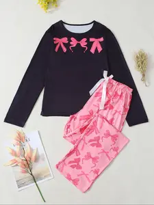 Women's Christmas Deer Print Pajama Set, Long Sleeve Round Neck, Soft Breathable Fabric, Casual Fitted Two-Piece Sleepwear