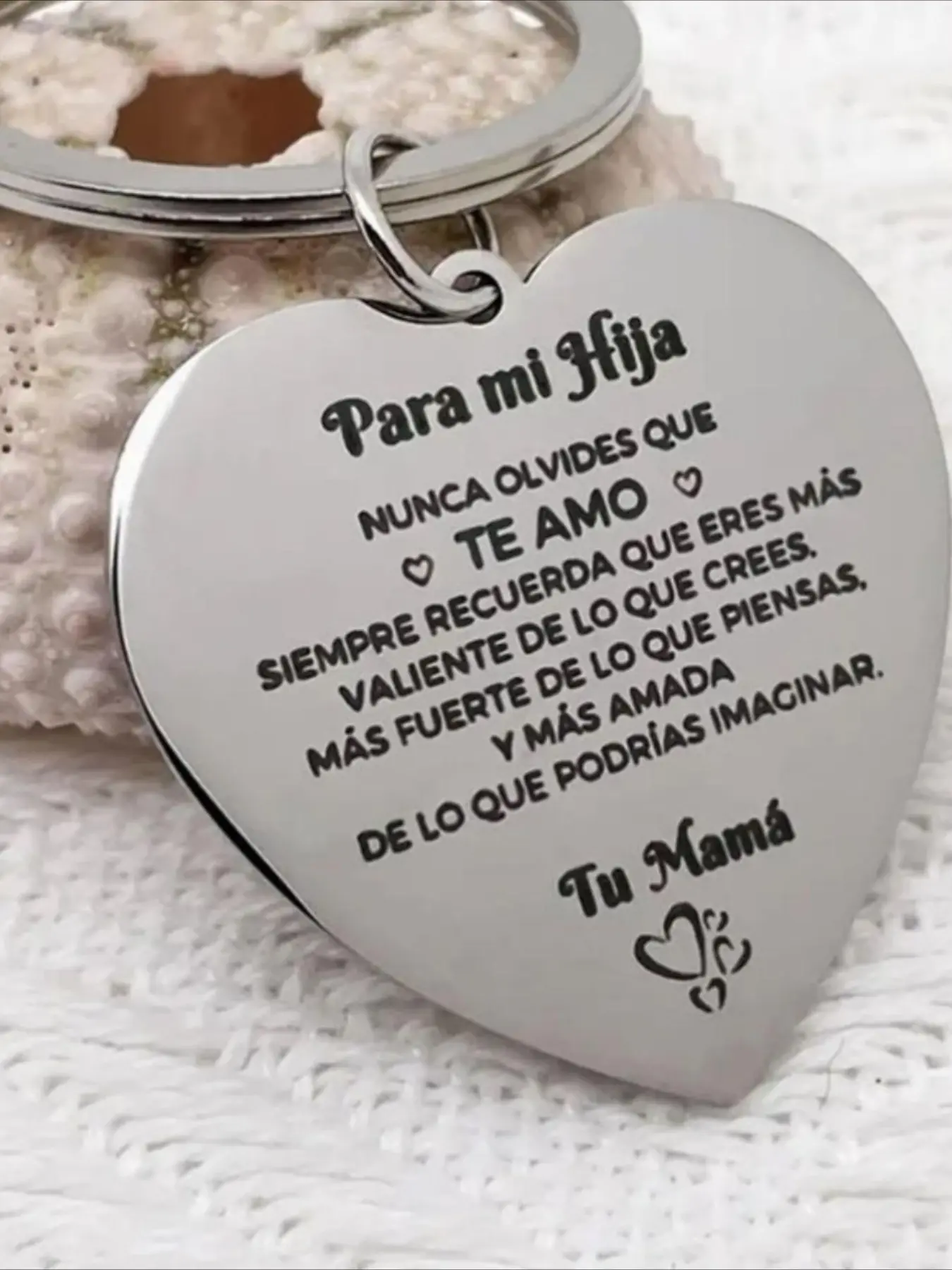 Heart Shaped Stainless Steel Keychain, Elegant Gift for Daughter, Perfect Mother's Day Present, All Seasons Accessory