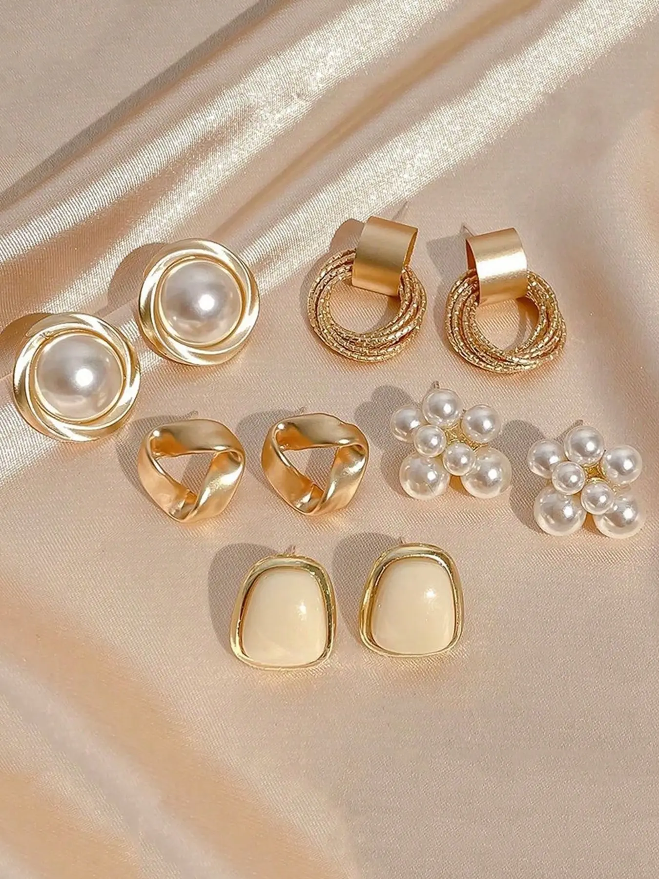 5 Pairs Elegant Minimalist Earrings Set, Hollow Circle Multi-Layer Dangle, Dangling Earrings, Vintage Geometric Pearl Studs, Small Triangular Twisted Design, Matte Finish Personalized Style for Parties & Daily Wear, Circle Shape Earrings