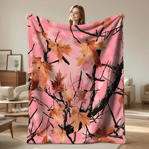 Camouflage Maple Leaf Flannel Blanket, Soft and Warm Decorative Blanket, Lightweight Digital Print, Ideal for Sofa, Bed, Camping, Hunting