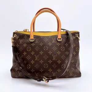 Pre-owned Louis Vuitton LV Monogram Pallas MM