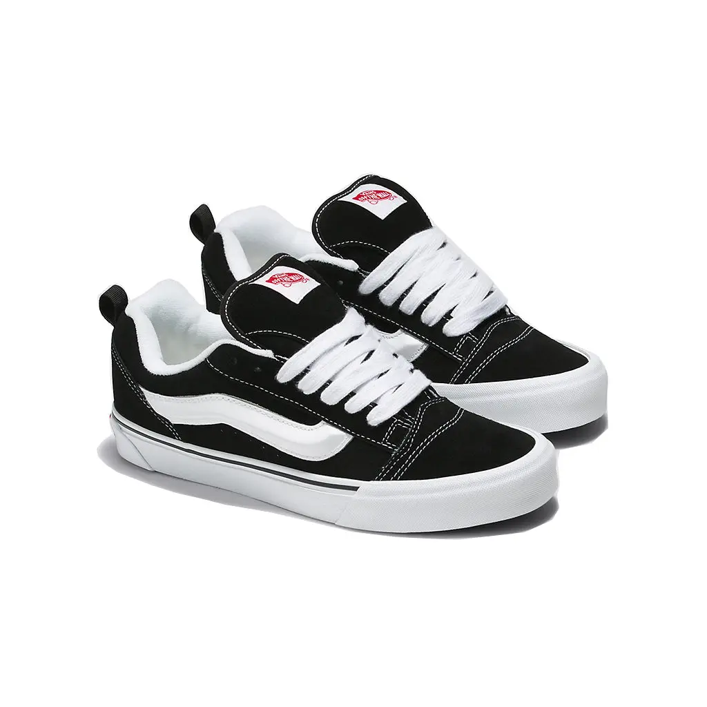 VANS Knu Skool Men's Classic Casual Suede Footwear - 90s Reissued Oversized Low-Top Trainer with Puffy Tongue, 3D Sidestripe, Black/True White Shoe