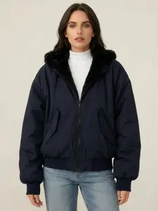 Women’s Oversized Bomber Puffer Jacket with Faux Fur Hood, Black or Navy Winter Clothes Women, Cozy Fall Outfits for Women