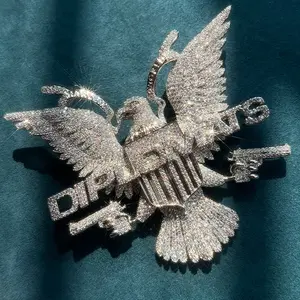 New Ice Cold Shining CZ Diamond King Bald Eagle Pendant Necklace Two tone Electroplated Straight Pull Letter King Gun Charm Men's Hip Hop Rock Jewelry
